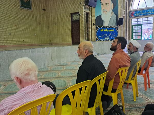 تکریم سلامت زائران اربعین در قائمشهر