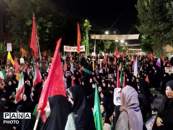 تداوم طوفان عشق در نیشابور؛ ۱۳۲مین شب از اجتماعات شبانه در حسینیه امام خمینی(ره)