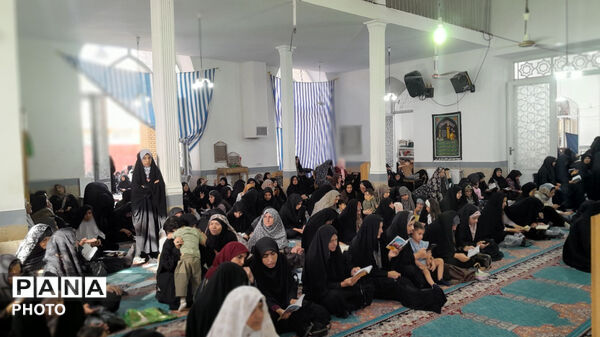 مراسم دعای عرفه در مسجد صاحب الزمان شهرستان کوهدشت