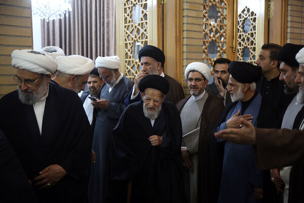 مراسم بزرگداشت والده «سید حسن نصرالله» در قم