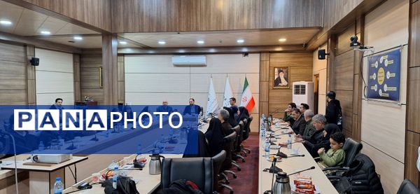 گردهمایی نویسندگان موسسه رهنمای اهل قلم