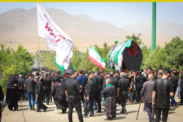 برگزاری مراسم ملی وداع نخل‌های روستاهای علوی و خاوه اردهال