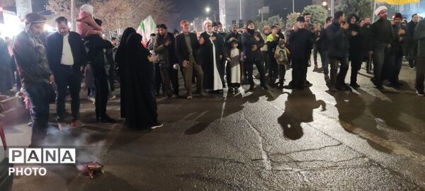 چهارشنبه سوری متفاوت در بلوار فضل نیشابور 