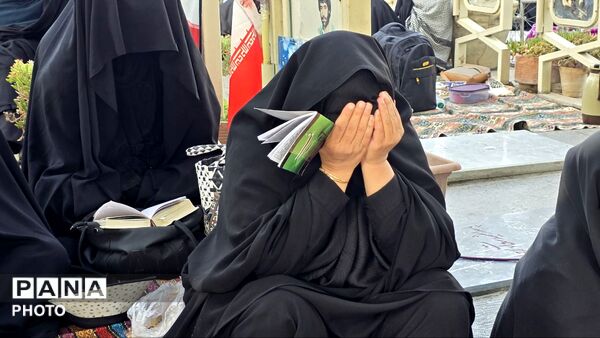 اصفهان غروب عرفه را با عطر دعا نفس کشید