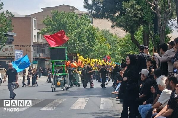 طنین صدای «یا حسین» در آسمان شهر