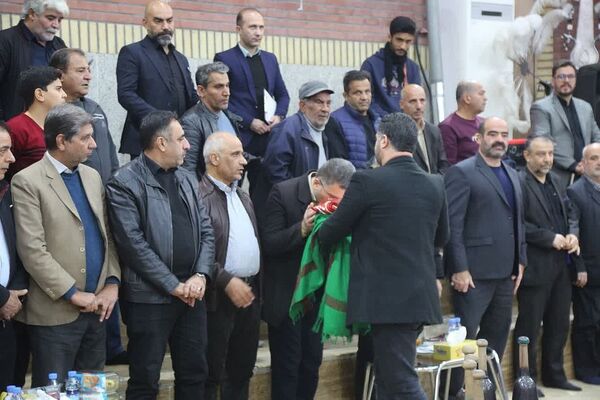 مراسم گلریزان و جمع آوری کمک‌های مردمی در زورخانه پهلوانی سیدالکریم (ع)