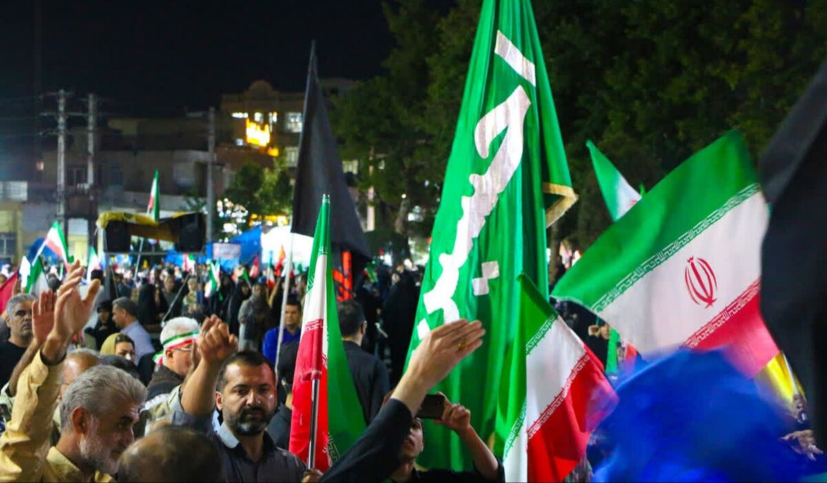 گام‌های استوار شهروندان برای فریاد اقتدار