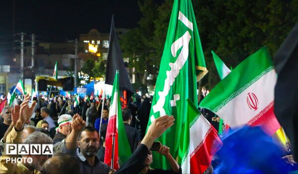 گام‌های استوار شهروندان برای فریاد اقتدار