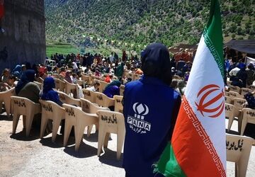 بیعت مردم روستای پل بریده با رهبر انقلاب