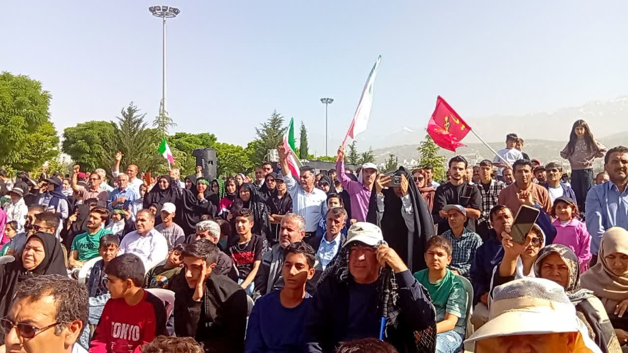 همایش بزرگ پیاده روی خانوادگی  هفته سلامت در یاسوج 