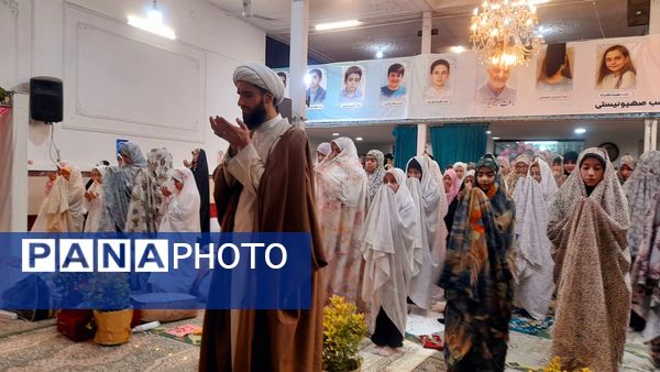 نخستین روز اعتکاف دانش‌آموزی ناحیه ۳ کرج در مسجد حضرت خدیجه(س)