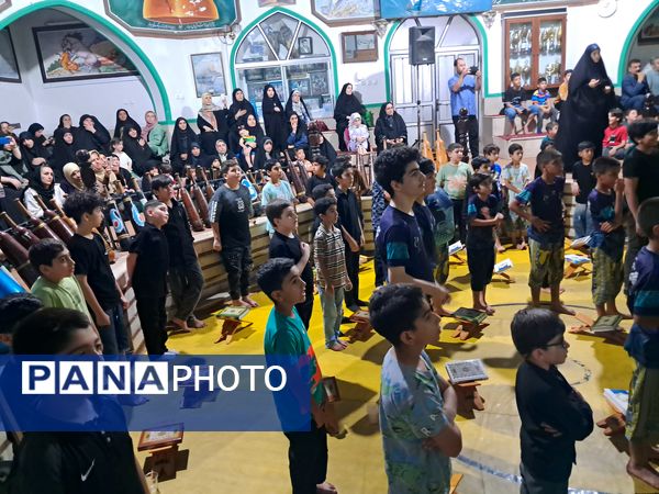 محفل انس با قرآن کریم در زورخانه باب‌الحوائج قائمشهر