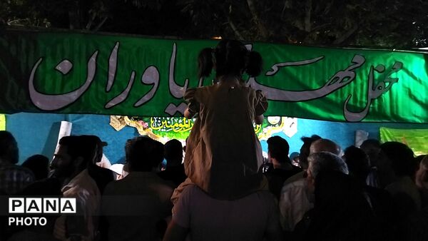 مراسم عروسی دو جوان نیشابوری در مهمانی کیلومتری  عید غدیر خم 