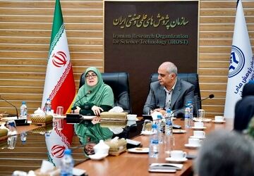 تاکید بر نقش محوری علم و پژوهش در حل چالش‌های اساسی کشور