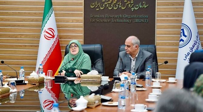 تاکید بر نقش محوری علم و پژوهش در حل چالش‌های اساسی کشور