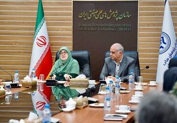 تاکید بر نقش محوری علم و پژوهش در حل چالش‌های اساسی کشور