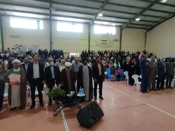 حضور پرشور مردم باغ‌شهر فین در راهپیمایی ۲۲ بهمن