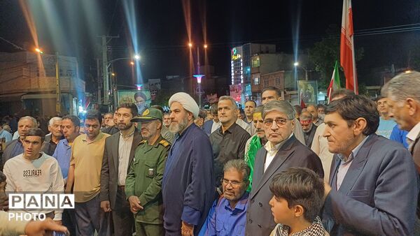 کوهدشت  یک صدا،اجتماع مردمی برای دفاع از وطن  وبیعت بارهبر جدید