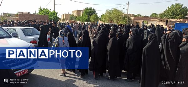 مراسم وداع و خاکسپاری پیکر پاسدار سرافراز اسلام در روستای همت آباد باخرز 