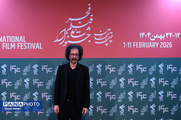 نشست نقد و بررسی فیلم «سرزمین فرشته‌ها» در چهل و چهارمین جشنواره ملی فیلم فجر