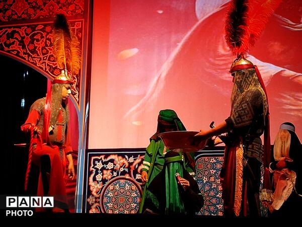 سوگواره تعزیه خوانی در امامزاده سید حمزه کاشمر
