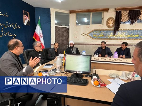 معرفی رئیس شورای دانش‌آموزی شهر قدس 