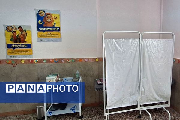 افتتاح اتاق بهداشت دبستان حنانه ناحیه دو شهرری به مناسبت دهه فجر 