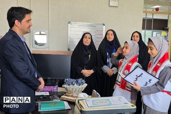گرامیداشت سالروز تاسیس سازمان دانش‌آموزی در بهارستان دو