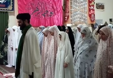 مساجد، پناهگاه معنوی نوجوانان شدند