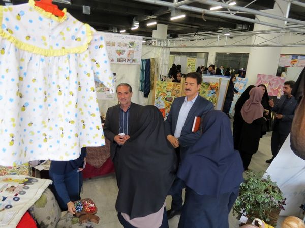 برپایی نمایشگاه هفته مشاغل در شهرستان بجنورد