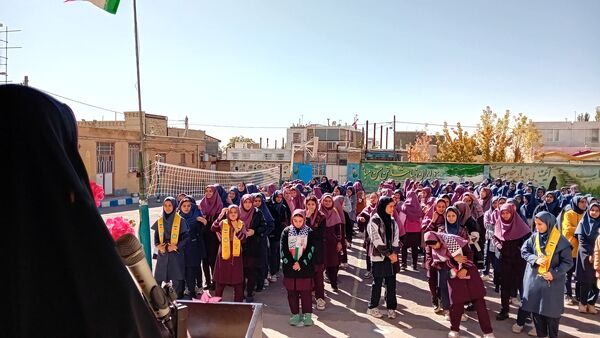 برگزاری مراسم هفته بسیج دانش‌آموزی و روز نوجوان در کمیجان
