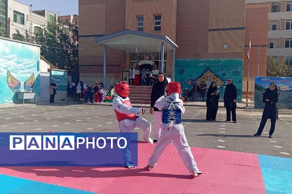 المپیاد درون مدرسه‌ای دبستان دخترانه آئین روشن 