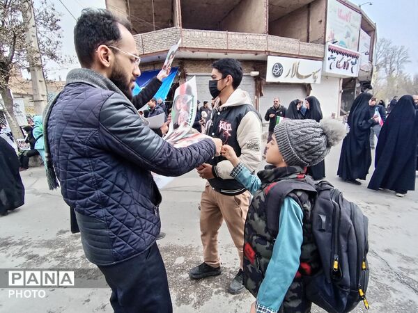 حضور پرشور مردم انقلابی شهرستان نیشابور در نماز جمعه روز جهانی قدس 