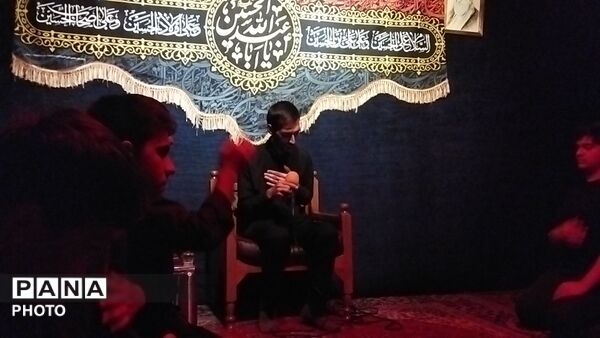 مراسم شب عاشورا در هیئت صراط الحسین (ع) 