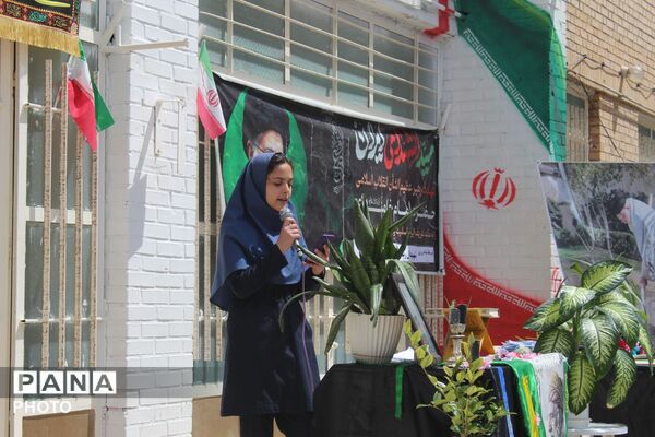 کاشت نهال همزمان با چهلمین روز شهادت فرشتگان میناب 