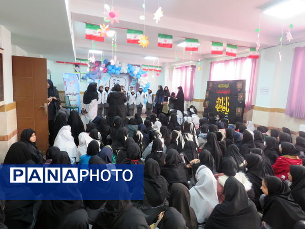 افتتاحیه جشنواره سفیران سلامت در منطقه پردیس با میزبانی مدرسه برکت تلاش 