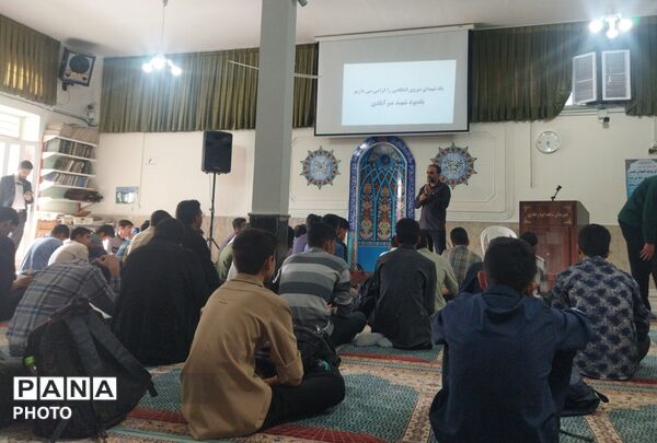 هیئت هفتگی به یاد شهدای نیروی انتظامی در دبیرستان شاهد ابوذر غفاری نیشابور 