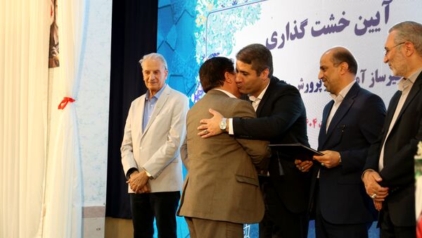 خشت گذاری ۵ پروژه‌ عمرانی منطقه ۵ آموزش و پرورش شهر تهران