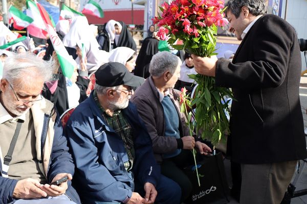 ویژه برنامه سالروز ورود امام خمینی(ره) در جایگاه جلوس بهشت زهرا(س)