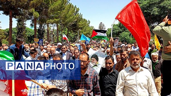 حماسه ای تازه از مردم کاشمر در جمعه نصر و خشم