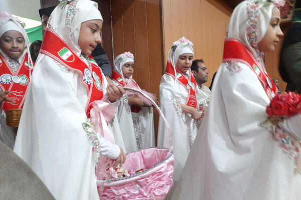 تجلیل از مربیان و پیشکسوتان پیشتاز ناحیه 4 شیراز