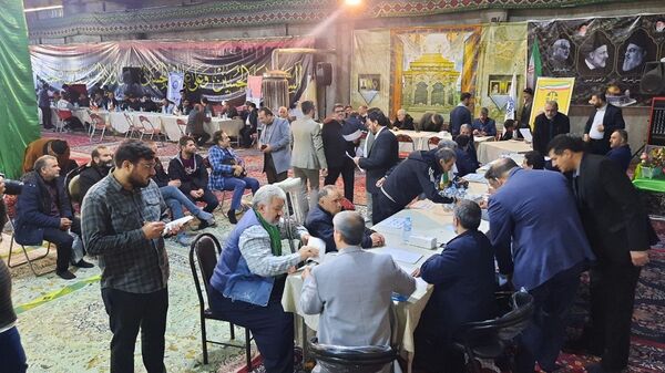 میزخدمت نماینده کرج در اشتهارد