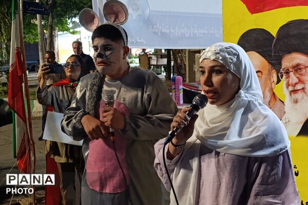 برنامه‌های متنوع فرهنگی دبستان پسرانه قدس ۱ در غرفه شهدای دانش‌آموز ورامین