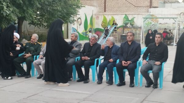 بازدید مسئولین اداره آموزش و پرورش از هیئت دانش آموزی دختران حاج قاسم 