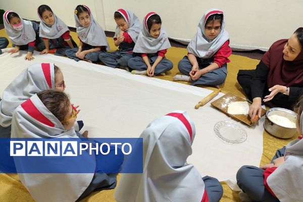 تجربه‌ای خوش‌مزه برای یادگیری الفبا در دبستان سارا شهرستان ملارد