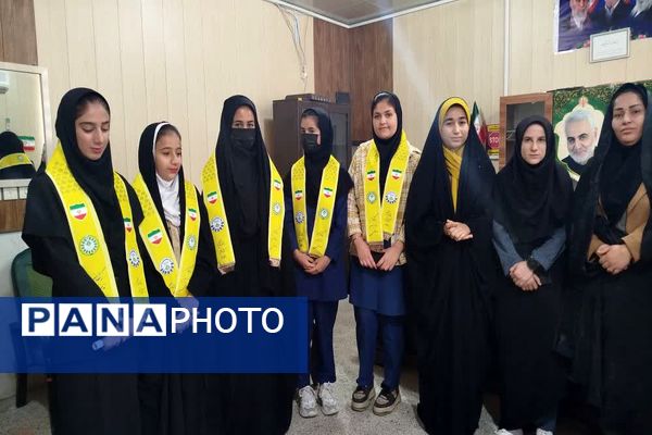 جلسه شورای دانش‌آموزی در منطقه چاروسا