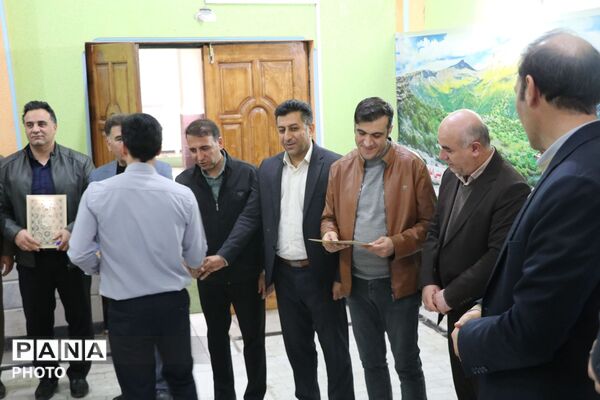 همایش مدیران کانون‌های فرهنگی‌تربیتی و اردوگاه‌های لرستان به میزبانی شهرستان دورود 