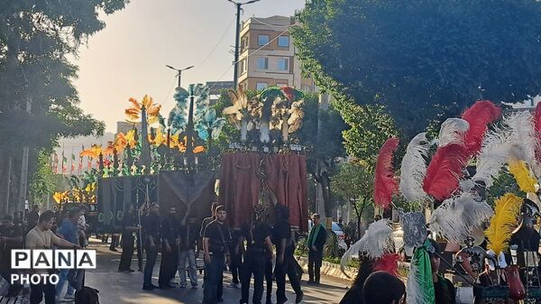 اجتماع بزرگ عزاداران تاسوعای حسینی در اراک