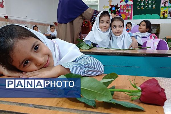 جشن شکوفه‌ها در شهرستان ورامین