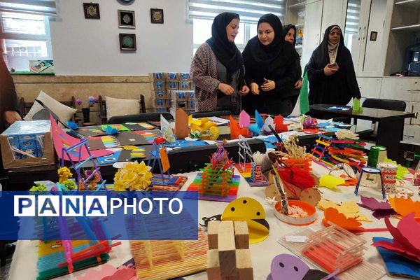 زنگ انقلاب با رونمایی از نمایشگاه دست‌سازه‌ها